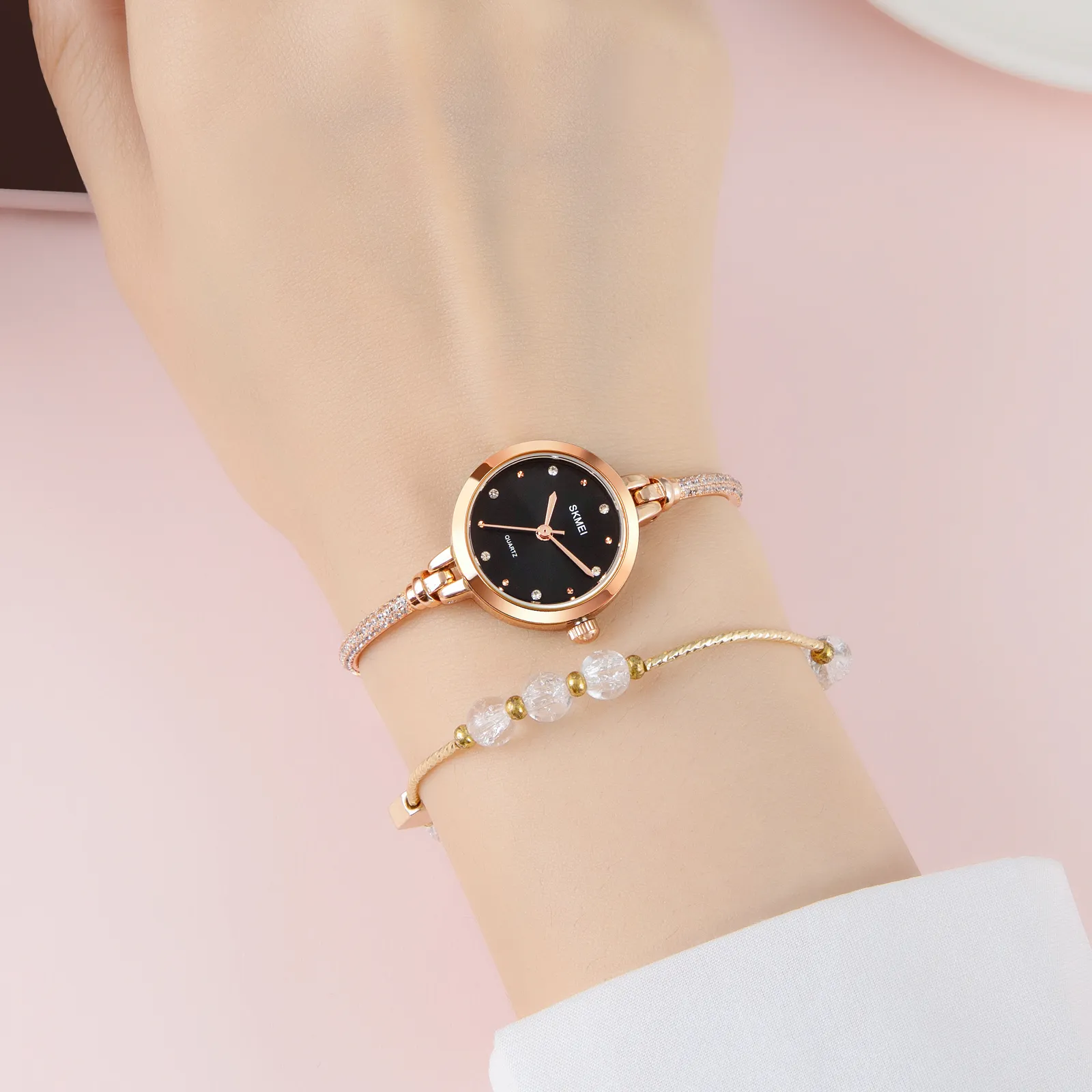 SKMEI 1805 Women's Analog Quartz Bracelet Watch