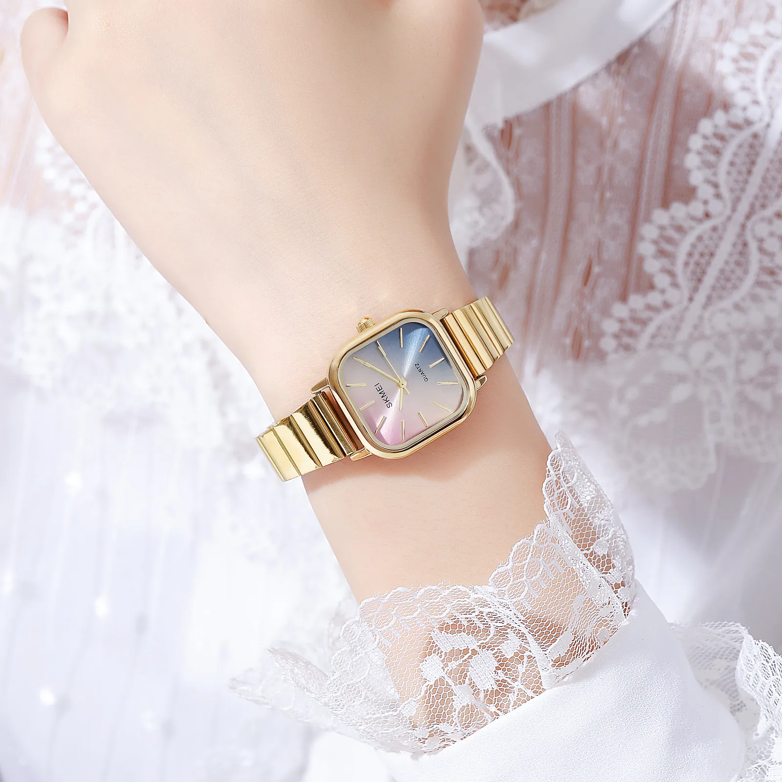 SKMEI 2190 Women's Analog Quartz Watch