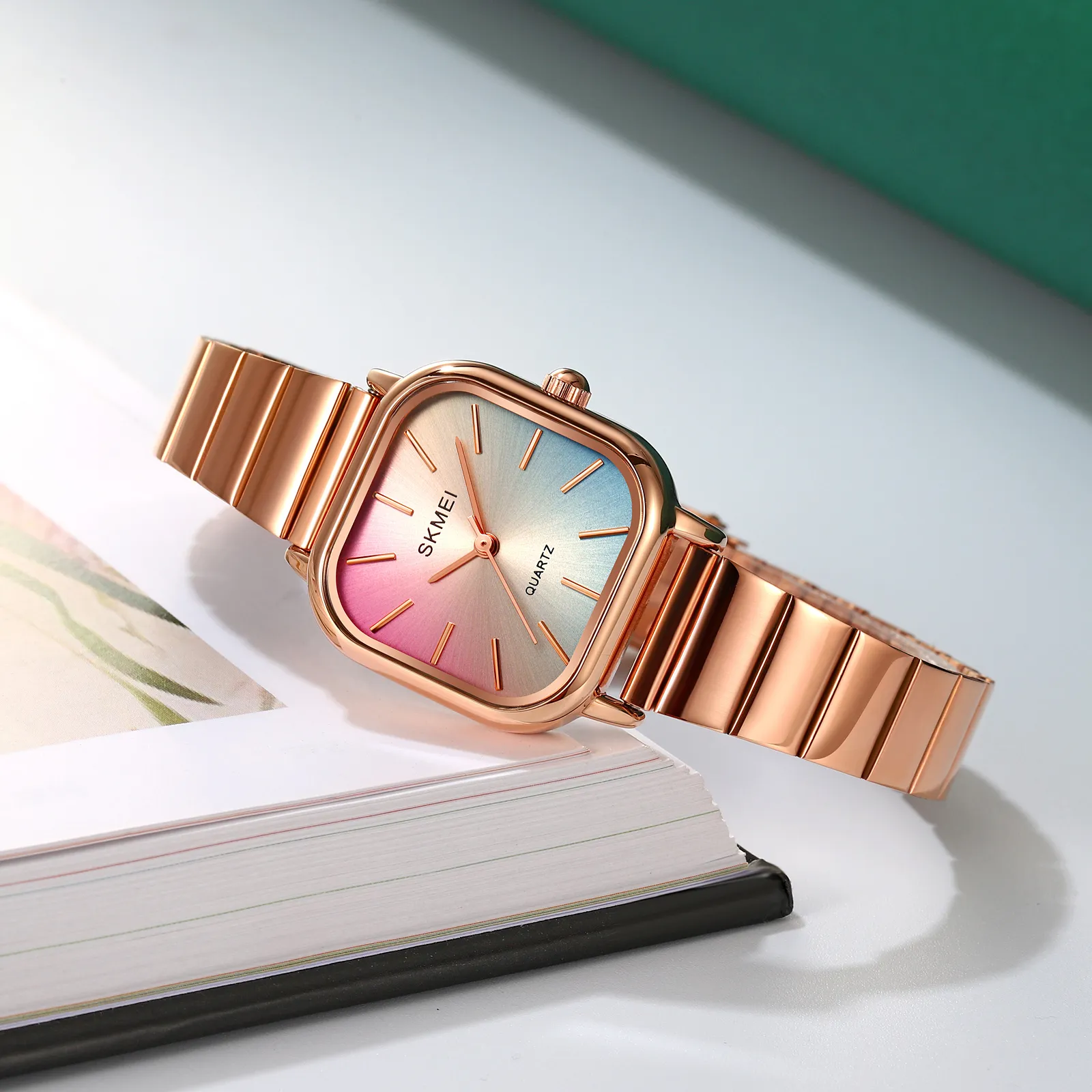 SKMEI 2190 Women's Analog Quartz Watch