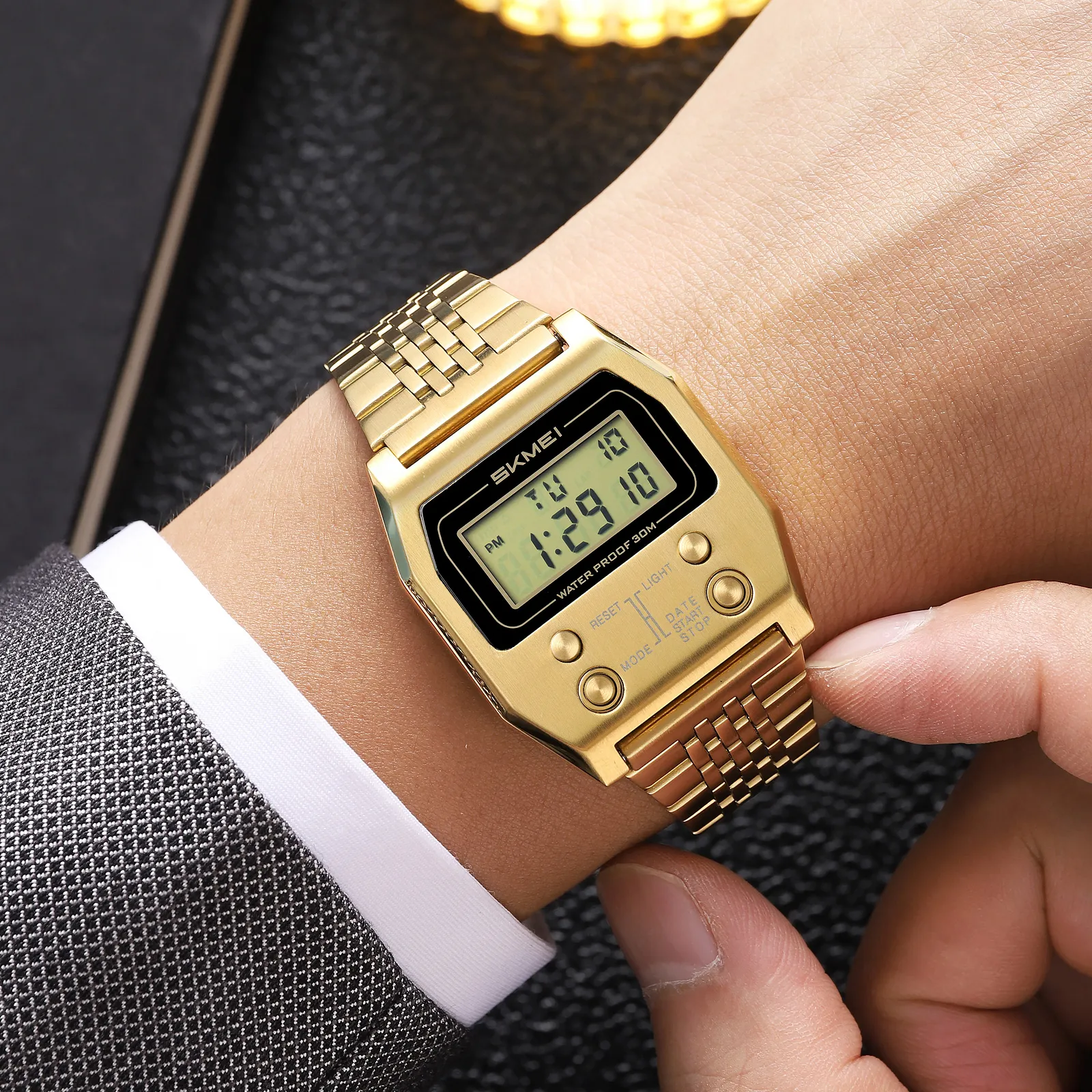 SKMEI 2460 Retro Digital Watch — view 3 of 8