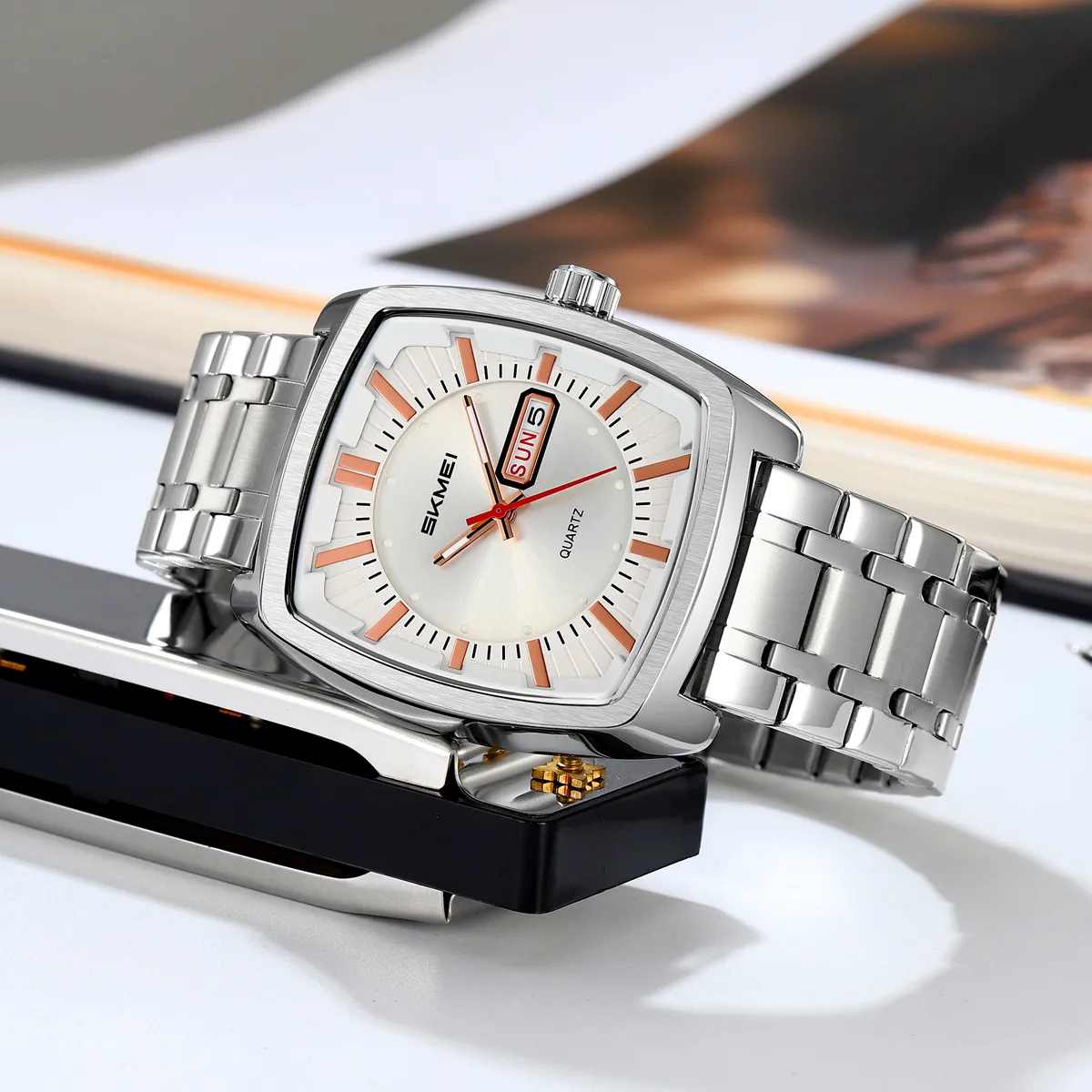 SKMEI 9354 Business Analog Quartz Watch — view 11 of 12