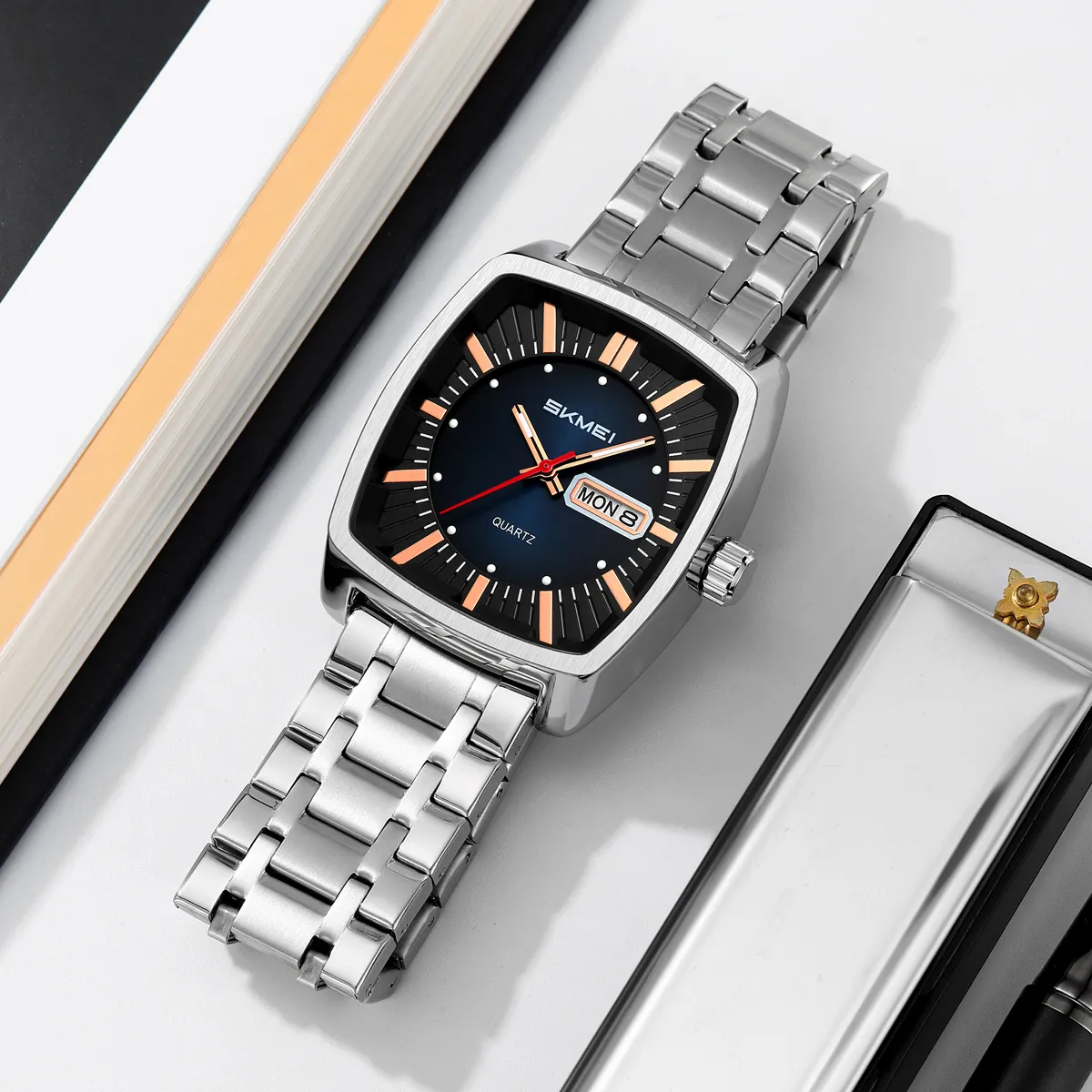 SKMEI 9354 Business Analog Quartz Watch — view 6 of 12